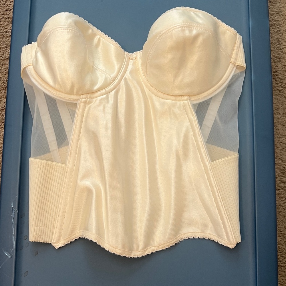 Merry Modes Cream Bustier